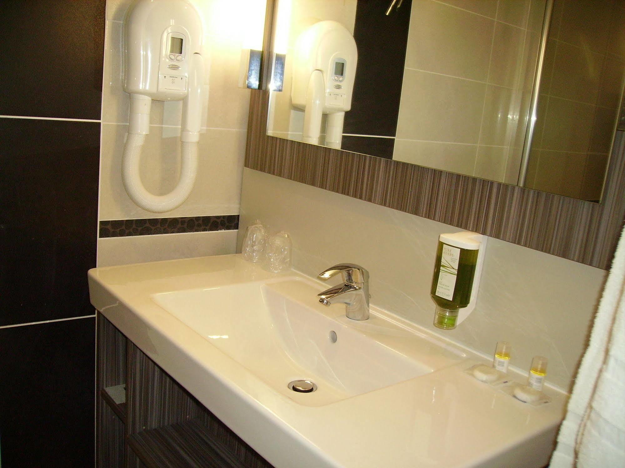 Ibis Styles Melun Hotel Rubelles Exterior photo